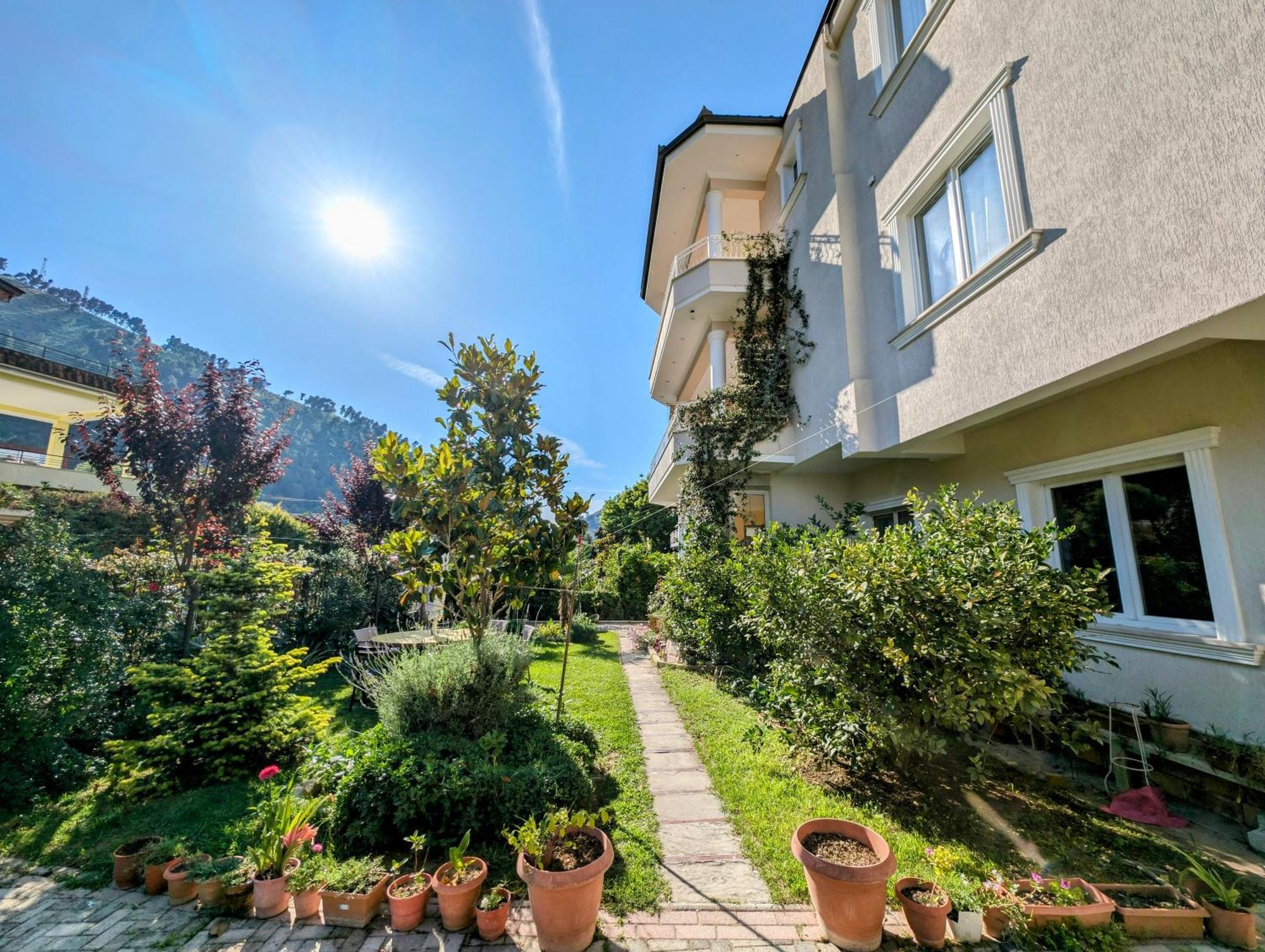 Villa With Garden And Veranda Berat Dış mekan fotoğraf